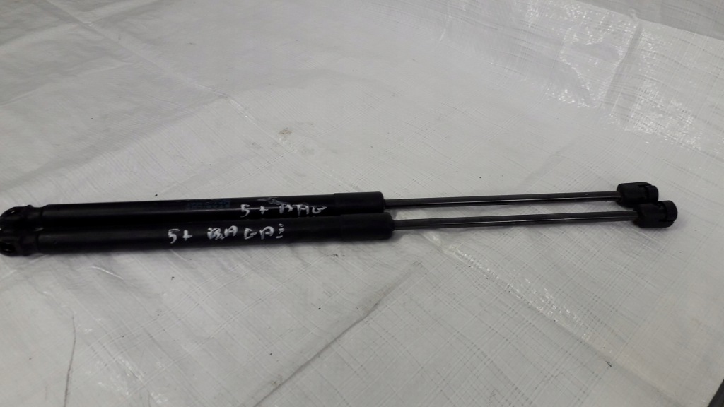 фото №4, Привід кришки багажника задня vw golf 5 plus