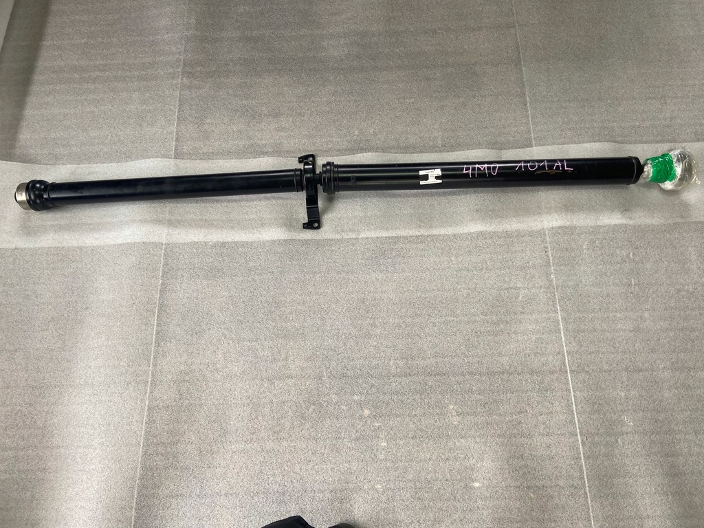 фото №1, Wał приводной audi q7 4m0521101al