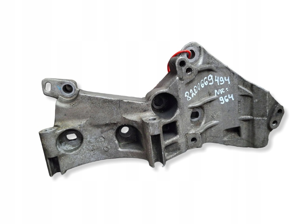 Купити Кронштейн основа генератора 8200669494 renault clio iv captur 1.5 dci 2013-