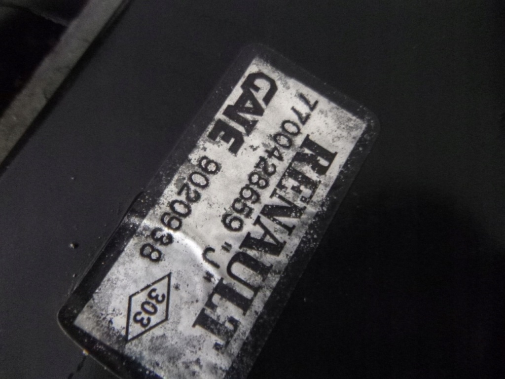 Clio 2 98- 1.4 8v радіатор вентилятор woda кондиціонер в Україні