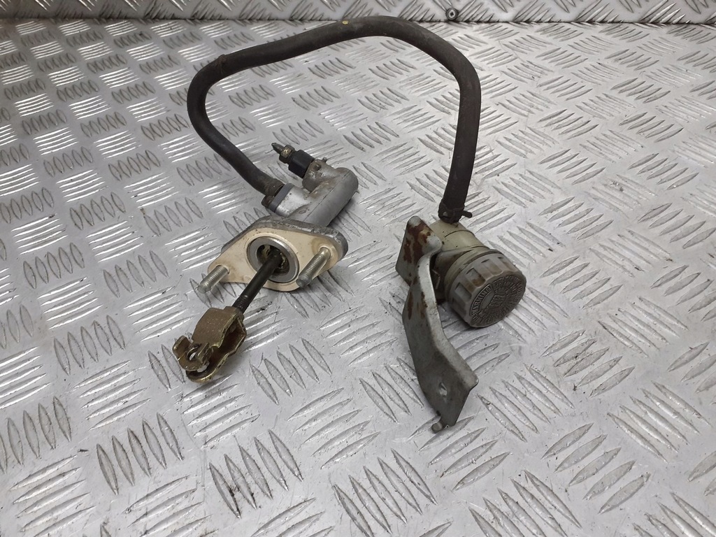 фото №1, Помпа сцепления honda jazz ii 1.3