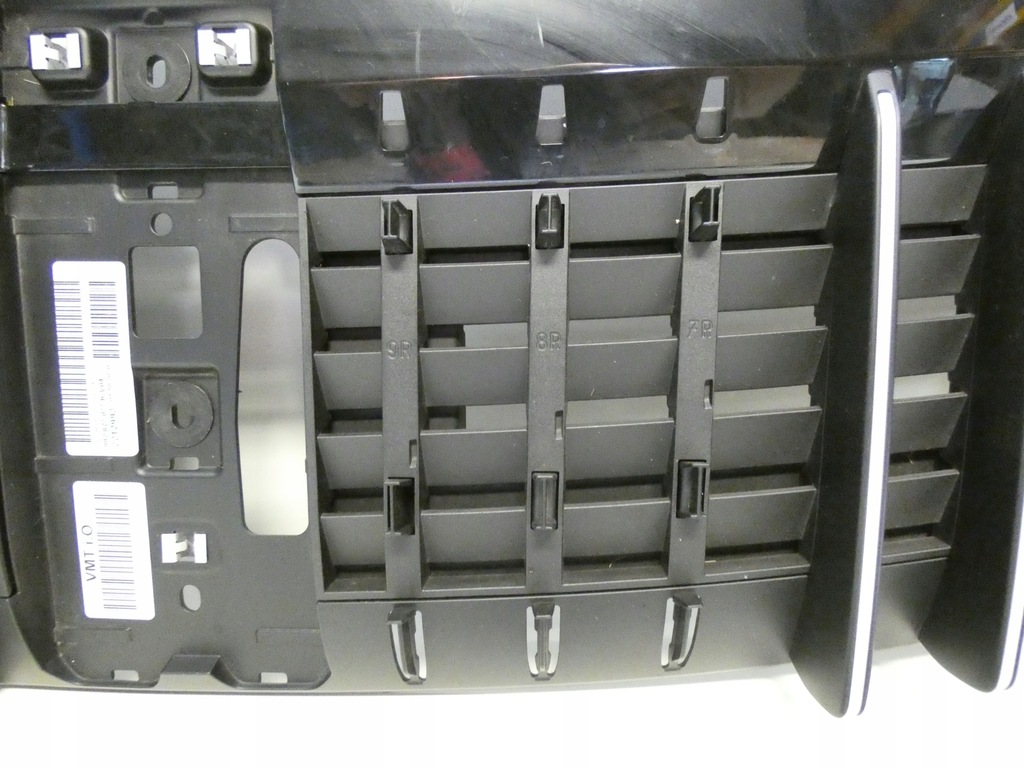 фото №5, Porsche 911 992 2019- 992827077 жалюзи впуск крышка багажника задняя задняя