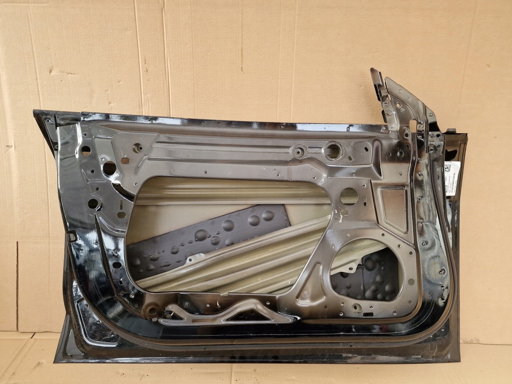 фото №2, Tesla 3 дверь левая передние