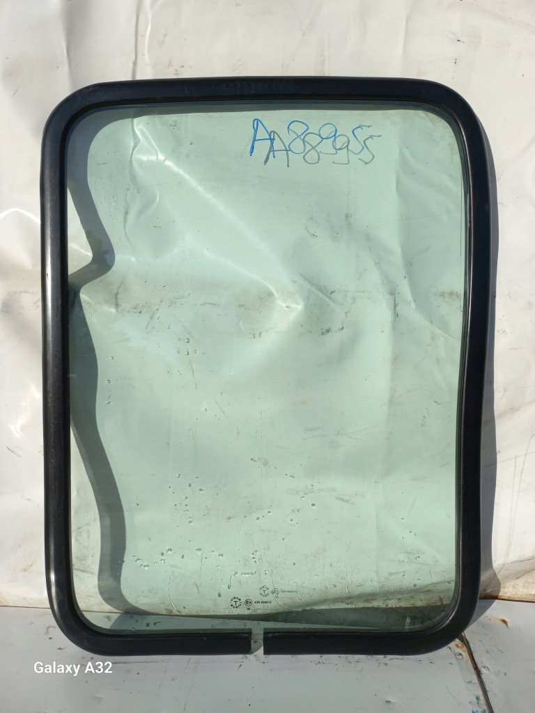 фото №1, Sprinter vw lt стекло боковая bok 45,6 61,3