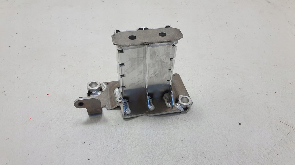 фото №1, Зона деформації кронштейн renault trafic iv 622103793r