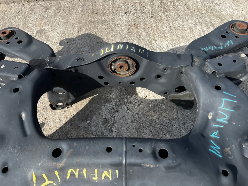 фото №5, Подрамник подвеска балка подрамник подрамник задняя infiniti q70 m30 m35