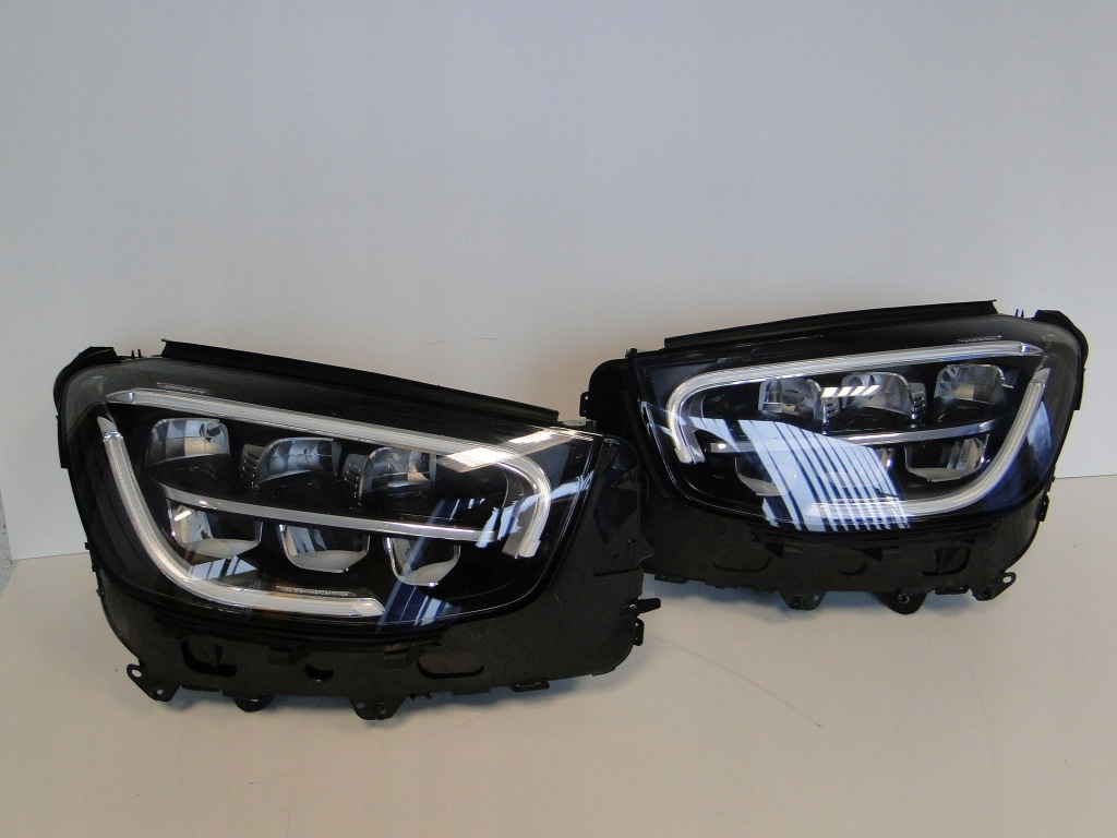 Mercedes glc 253 w253 фара ліва led high perform Ціна