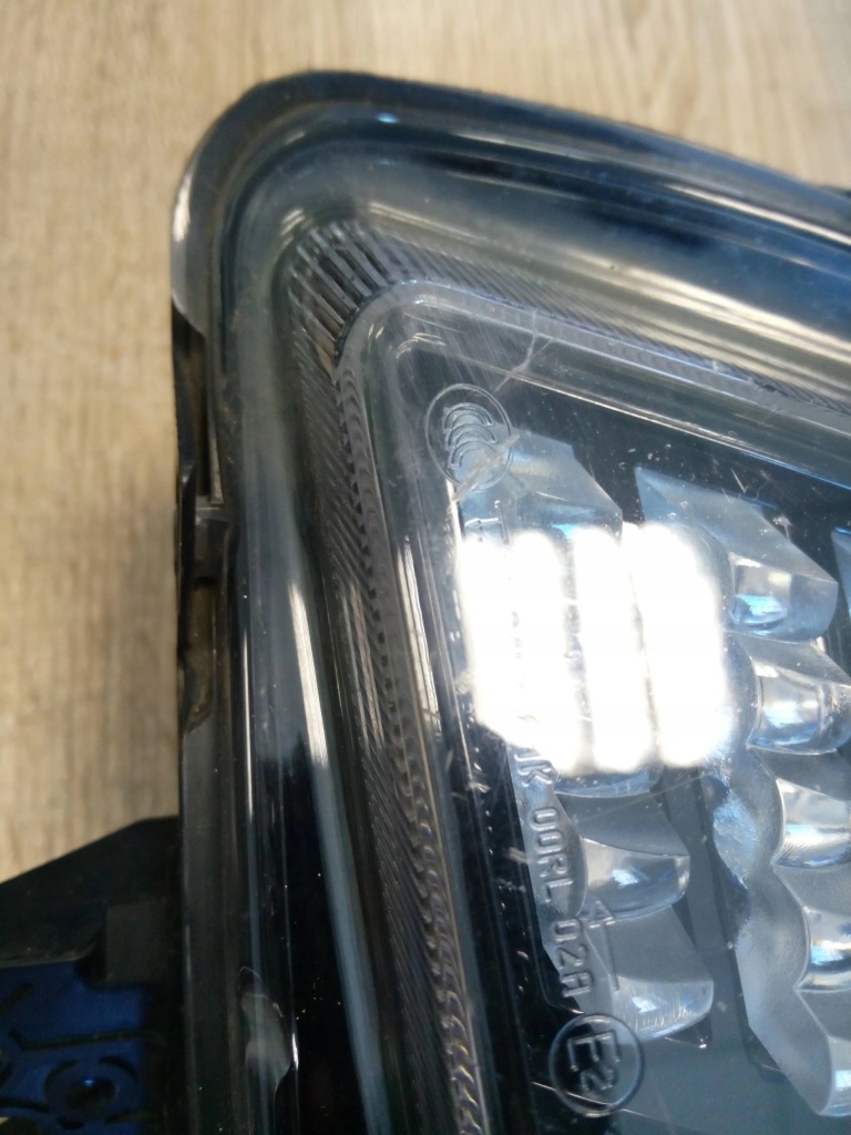 фото №5, Противотуманная фара led vw polo vi oryg.