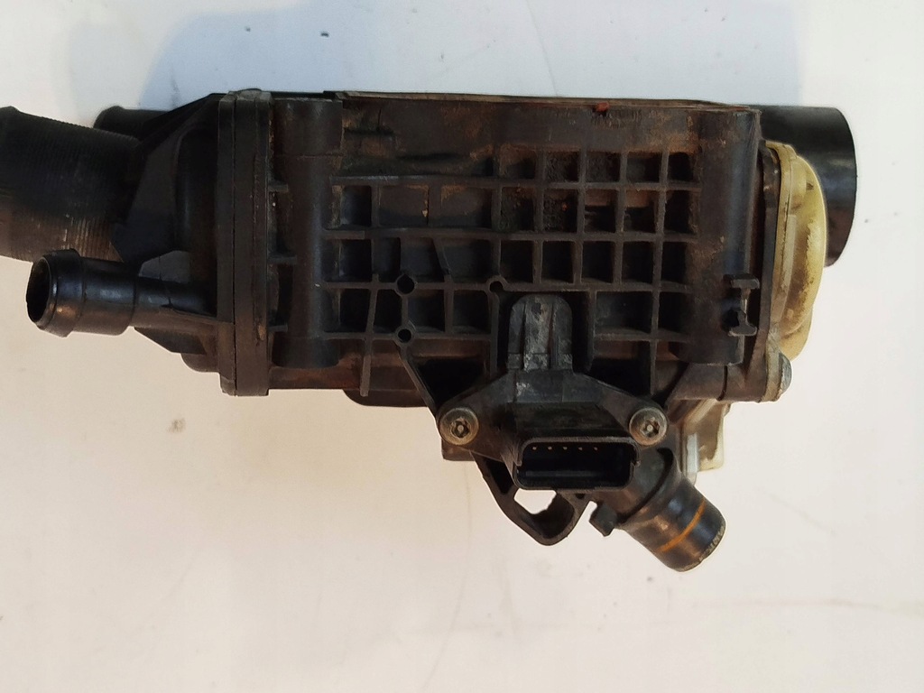 фото №9, Корпус термостата peugeot 508 citroen 9804160380