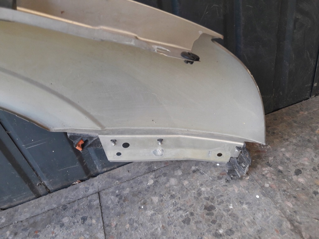 фото №14, Крила лівий перед vectra c signum золотий