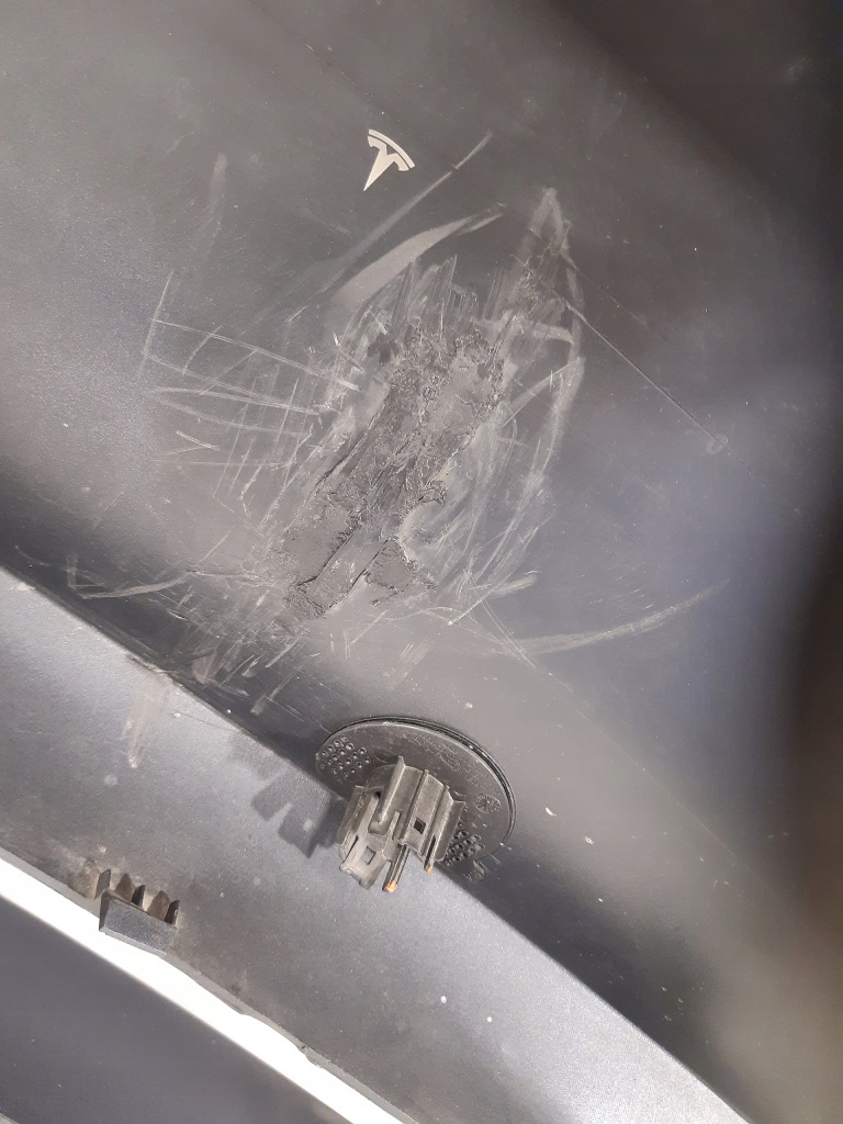 фото №12, Tesla 3 бампер перед 1530703-03-b оригинал