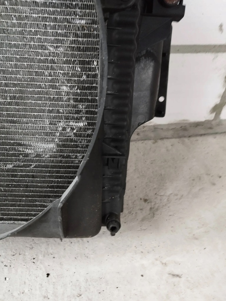 фото №8, Jeep cherokee 2002 2.5d радіатор wody