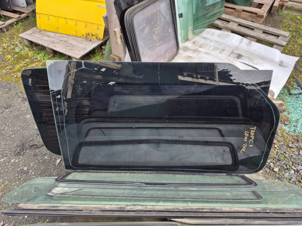 Купить Стекло кузовная trafic 2 vivaro a разные виды