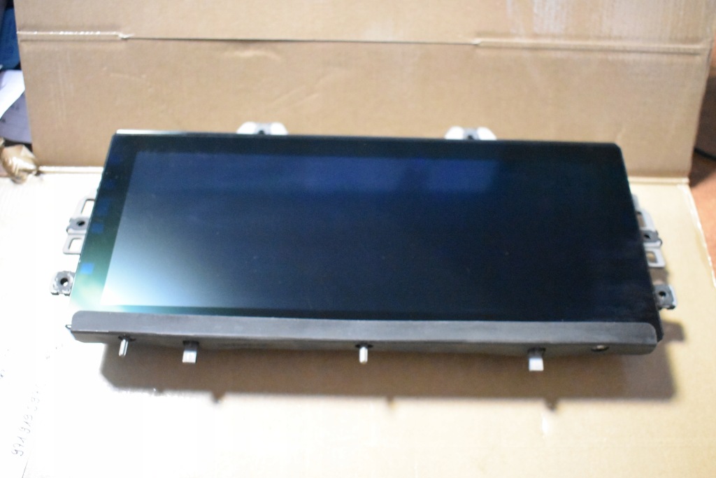фото №1, Idealny экран дисплей lcd porsche panamera 971 1