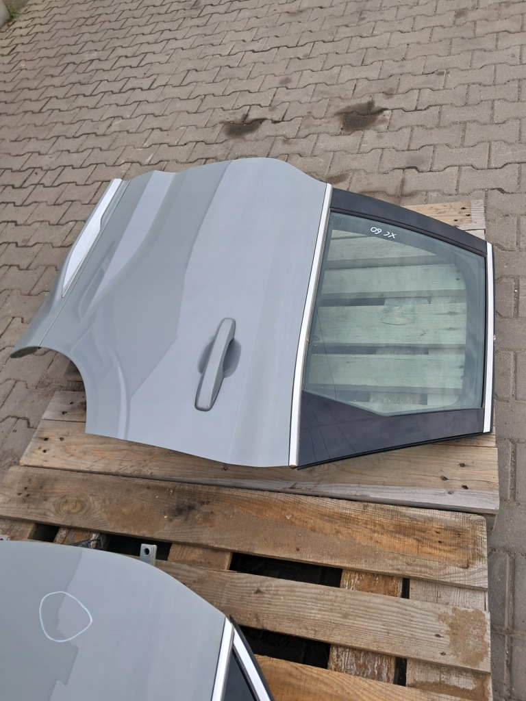 фото №7, Дверь левый задняя задние полный volvo xc60 ii 740