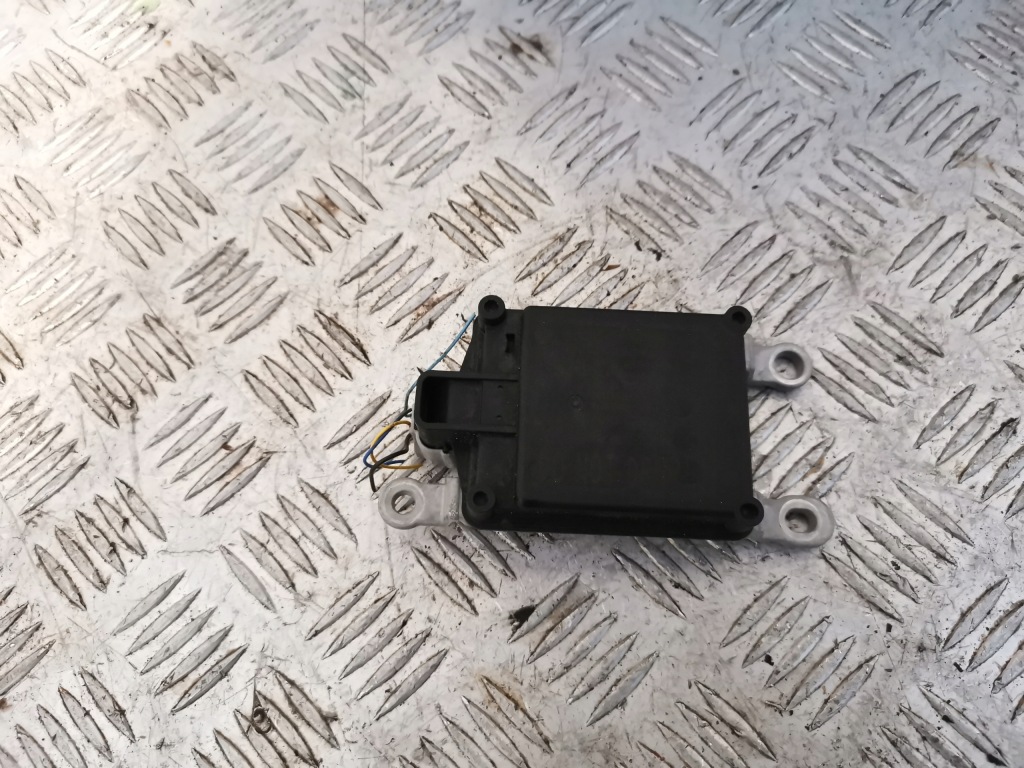 фото №1, Xtrail t32 28438-5hk2a 4135a-ars4b передний радар discronic