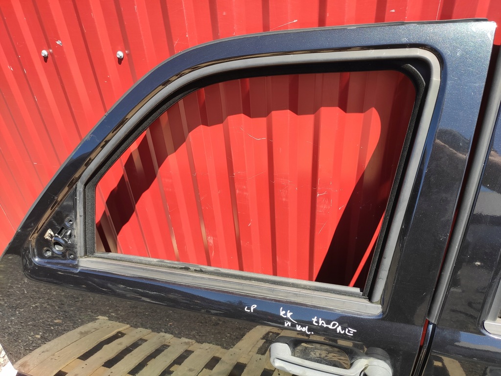 фото №12, Jeep cherokee liberty kk дверь левый перед ładne w цвет чёрные