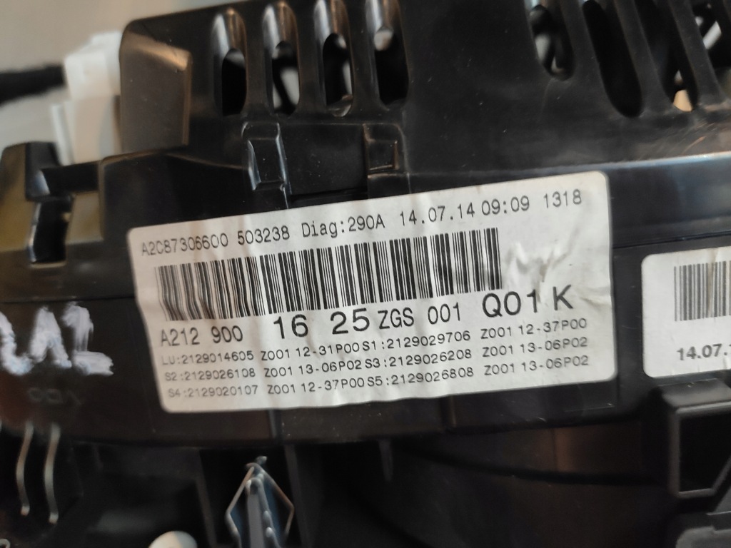 Mercedes e-klasa w212 рестайлінг  лічильник прилади спідометр a2129001625 оригінальний номер uk Київ