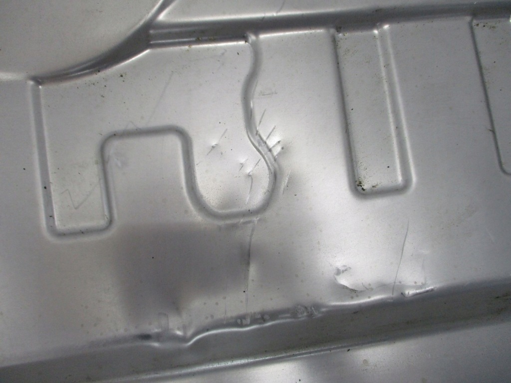 Защита бака стена a1906403600 mercedes gt 190 в Украине