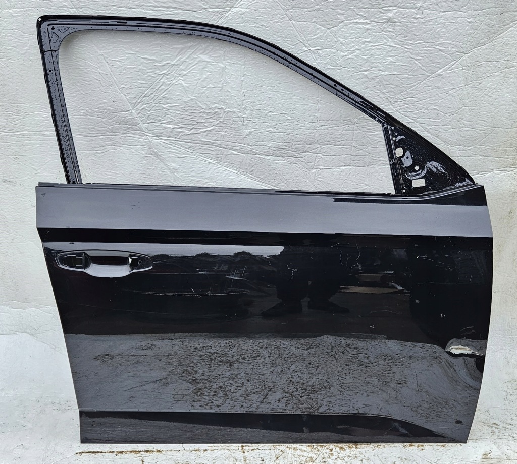 фото №1, Skoda fabia iii 6v0 дверь правое перед передние