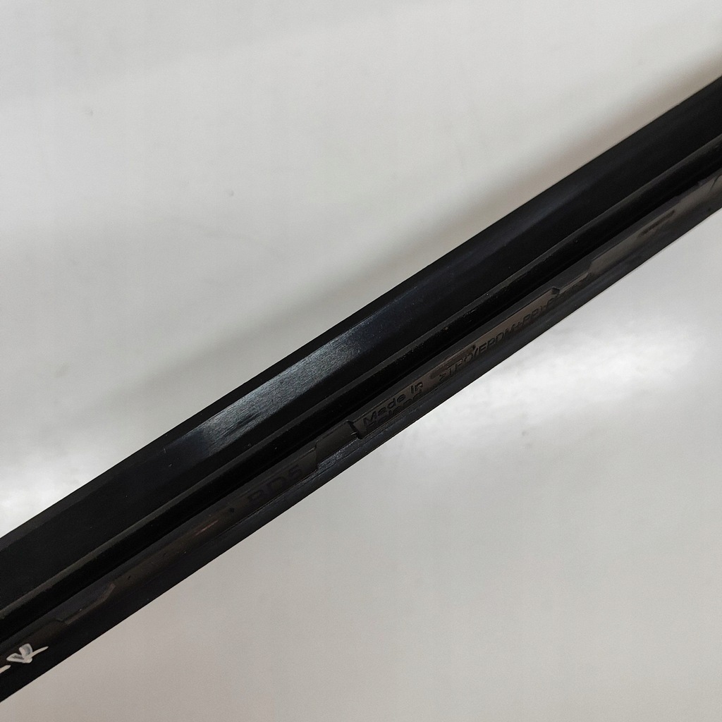 фото №5, Skoda karoq 2023 ліва сторона молдинг / прокладка скло двері