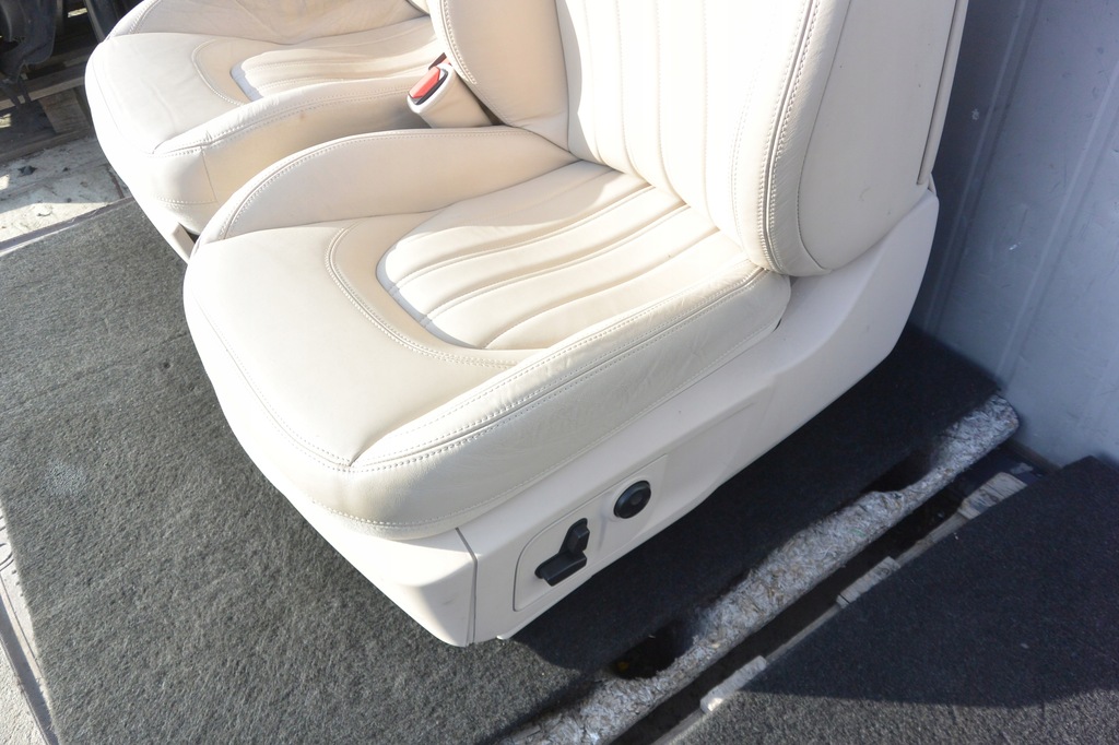 фото №13, Сиденья заднее сиденье обшивки beż maserati quattroporte vi uk комплект