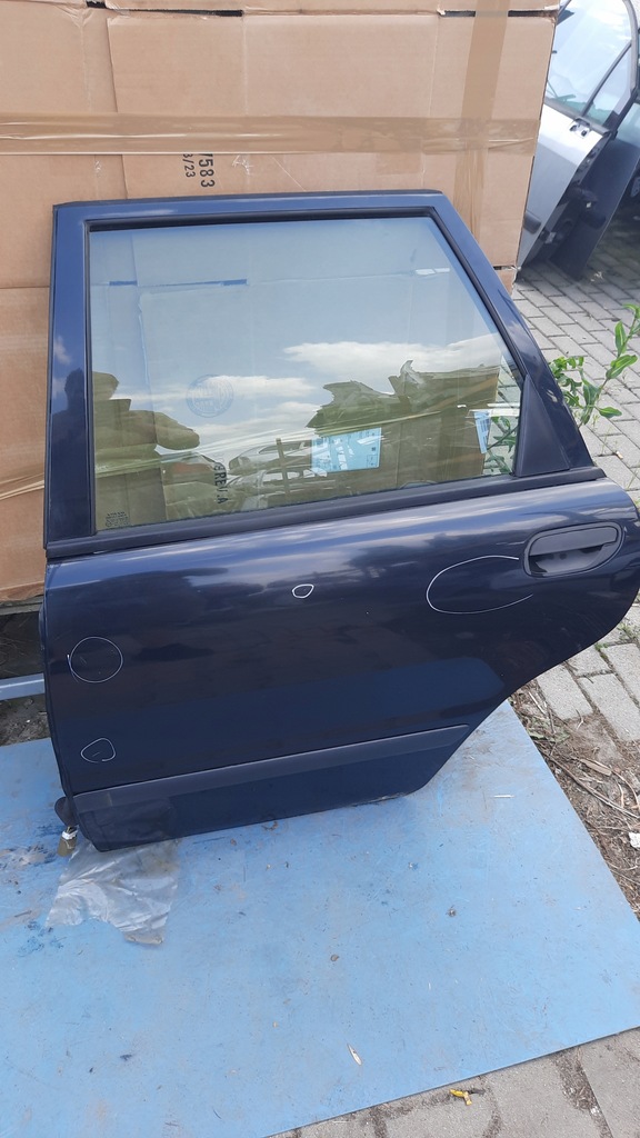 фото №1, Дверь задняя задние левая volvo v40 95-00r