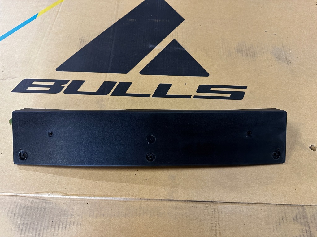 фото №1, Рамка підкладка номерного знака opel insignia b 13491290