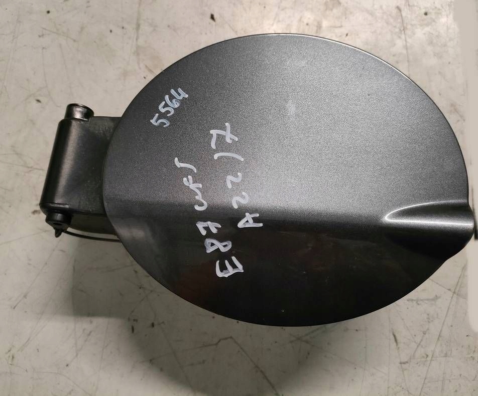 фото №1, Bmw e87 lift крышка топлива a22/7 sparkling graphite