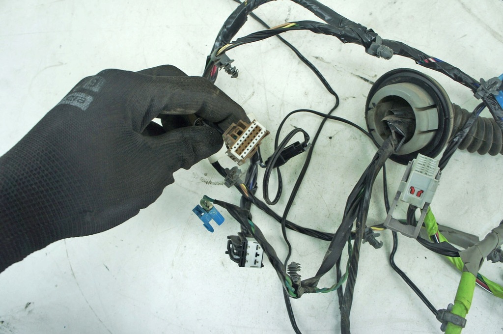 фото №5, Jt139 cadillac escalade iii жгут дверь перед