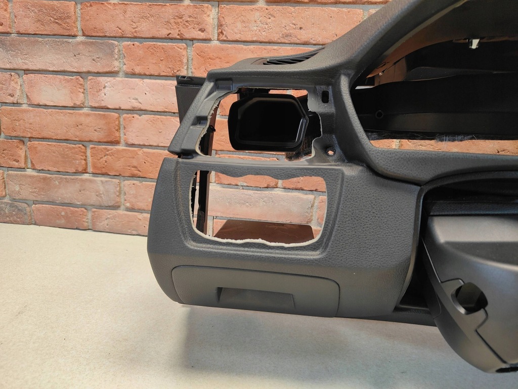 Bmw f30 f31 f32 f34 f36 f80 f82 панель приладів приладова панель  чорна hud Зі Шроту