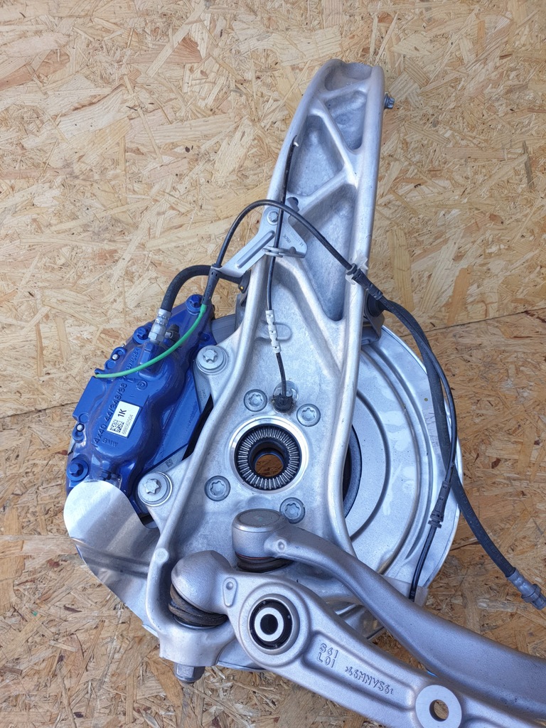 фото №8, Bmw ix i20 поворотний кулак лівий перед важелі 6890573 6885625 25r nówka