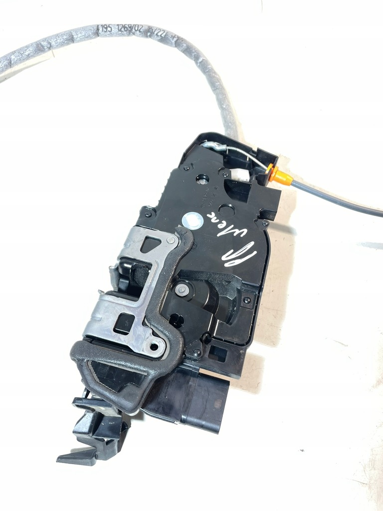 фото №6, Замок дверь ручка правый перед mercedes gla ii h247 - a0997602202