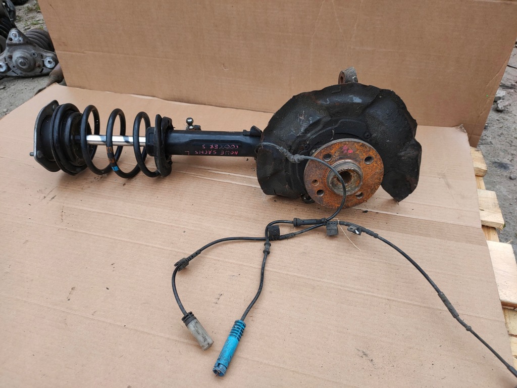 фото №1, Поворотний кулак ліва mini cooper s sachs 1,6 r55 r56