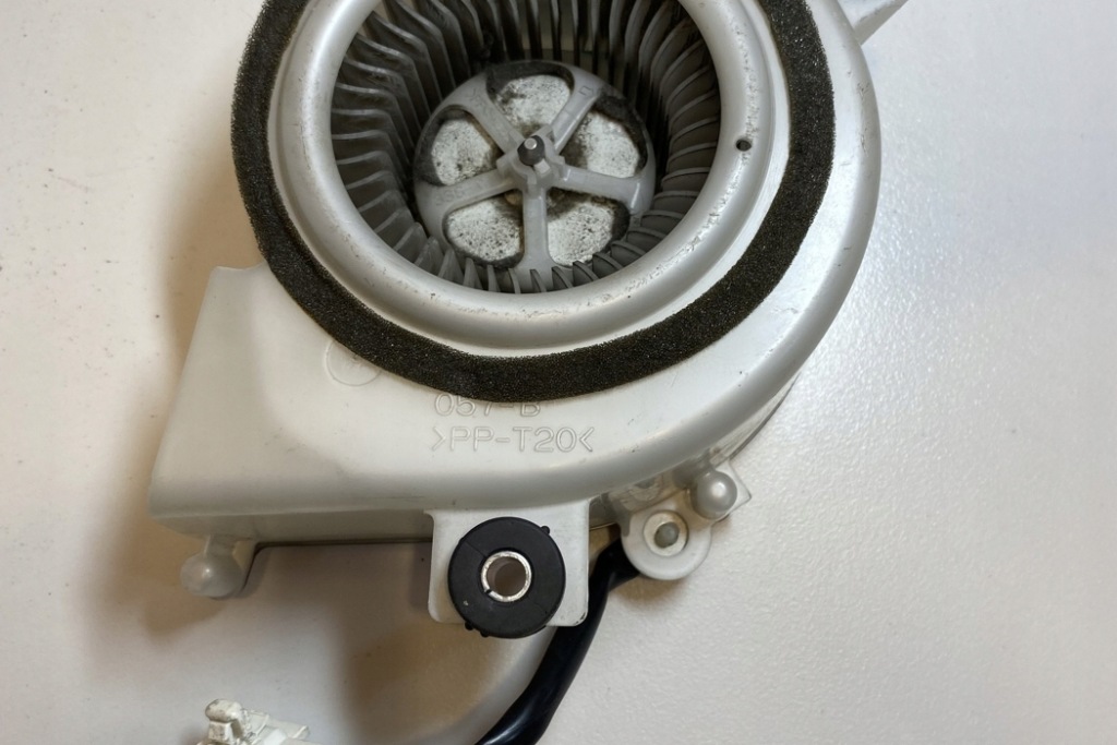 Купити Вентилятор радіатор lexus rx _u3_ g923048010 3.5l 2006