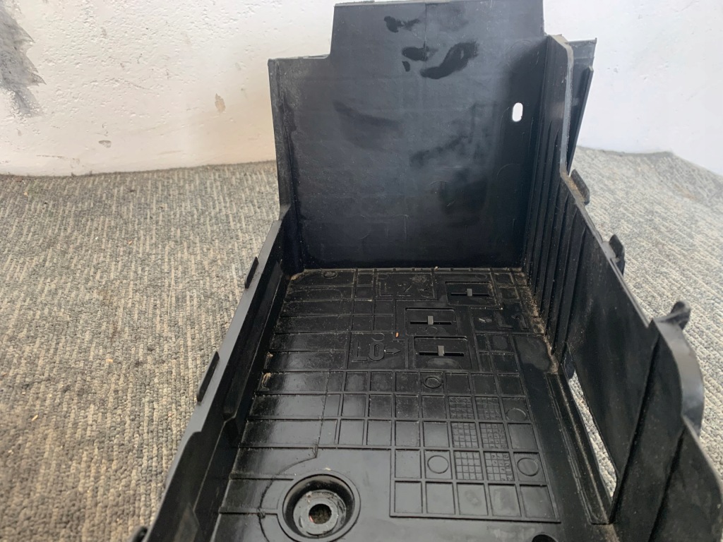 Opel crossland x 1.2 thp корпус основание аккумулятор оригинал европа Киев