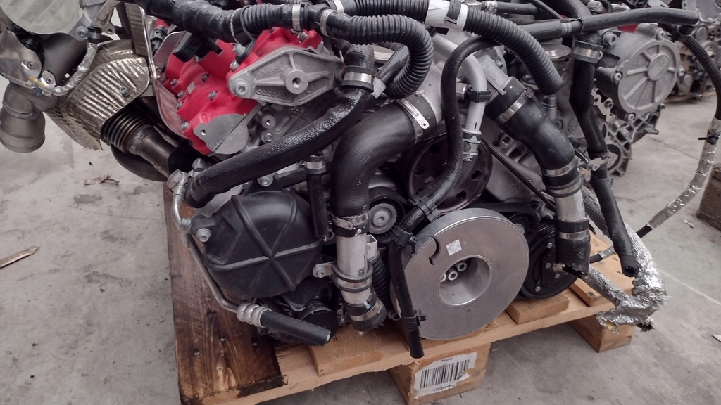 фото №10, Ferrari f8 v8 3.9 двигатель блок блок двигателя головка