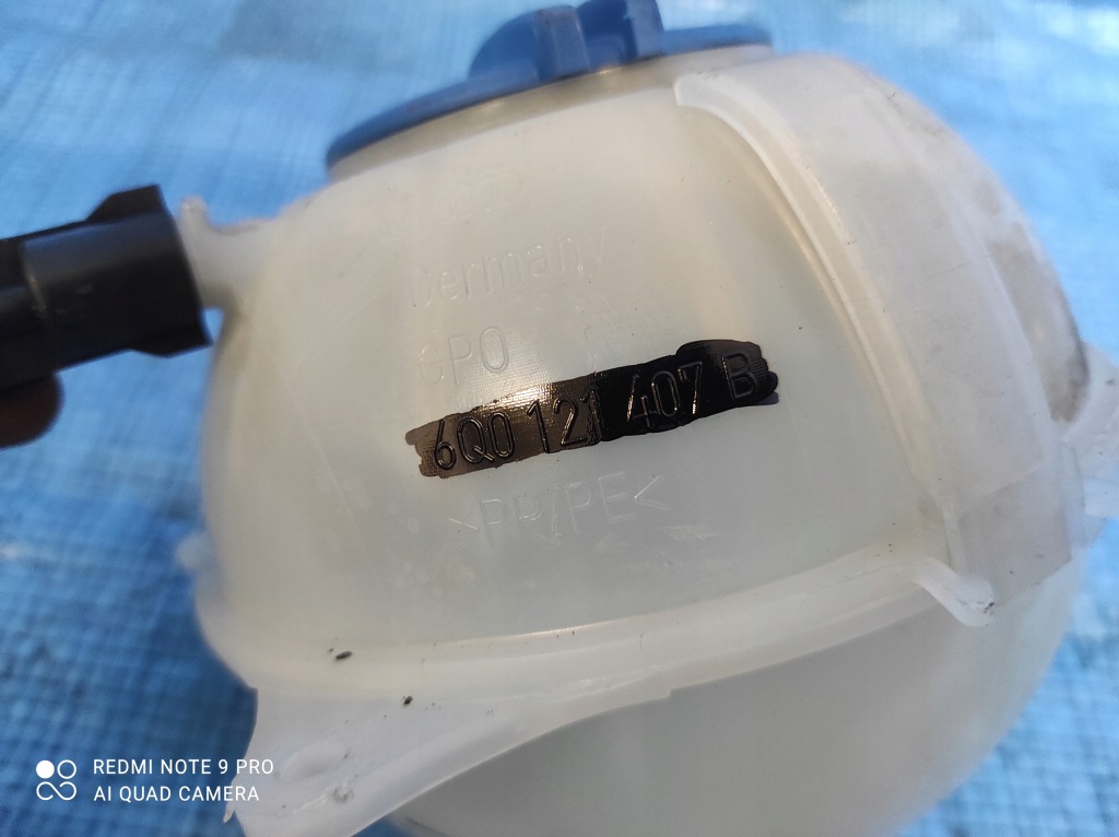 фото №4, Бачок розширювальний czysty skoda rapid