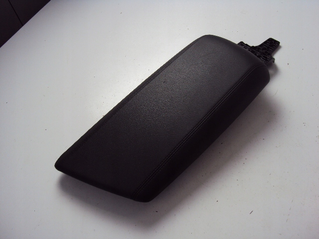 фото №1, Підлокітник alfa romeo giulia 2016-