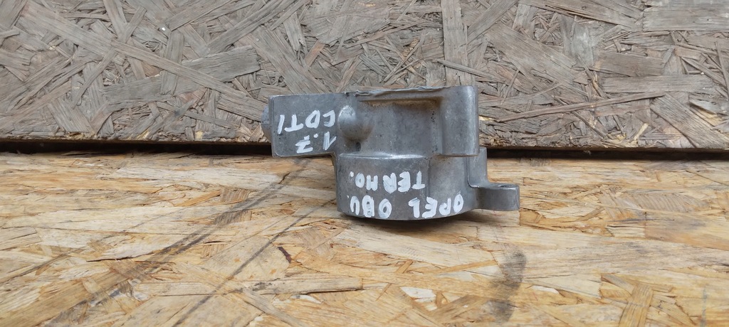 фото №1, Корпус термостата opel 1.7 cdti