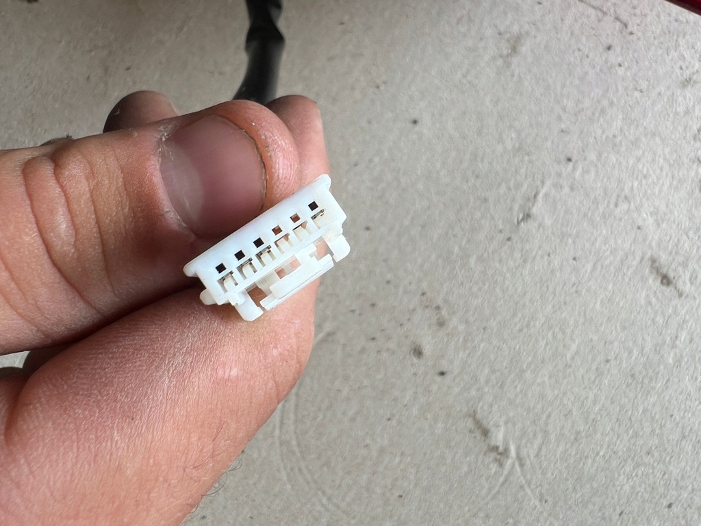 фото №9, Kia stonic 17- лампа ліва задня задня з крила