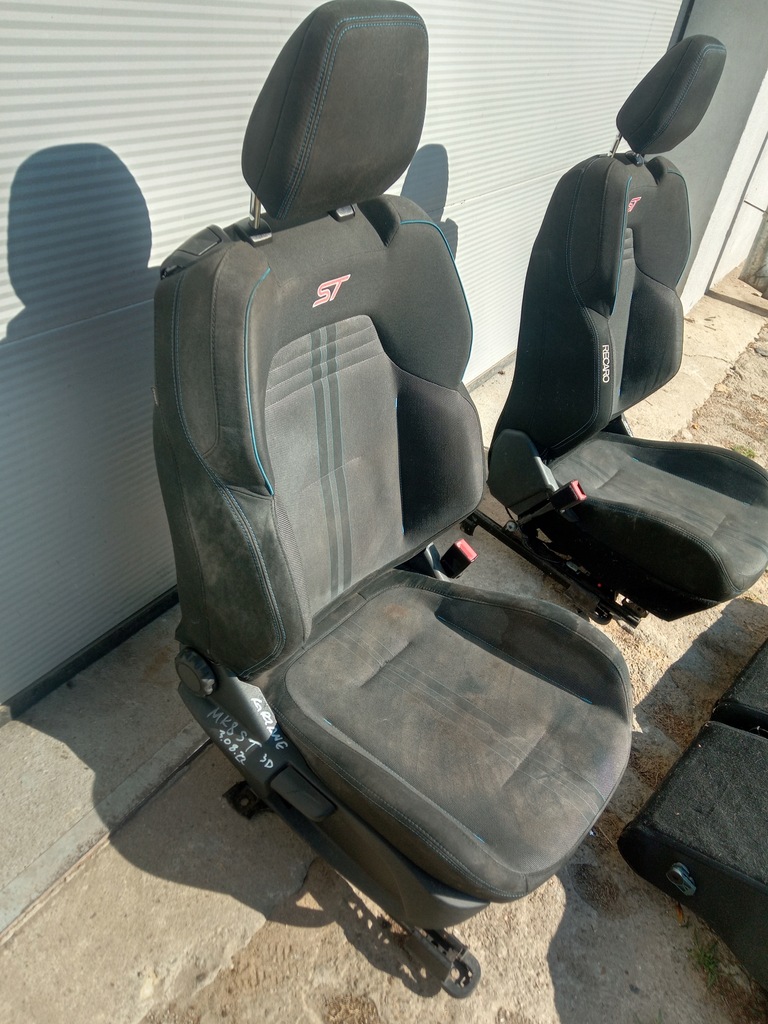 фото №5, Ford fiesta mk8 st сиденья заднее сиденье сиденья 3 d