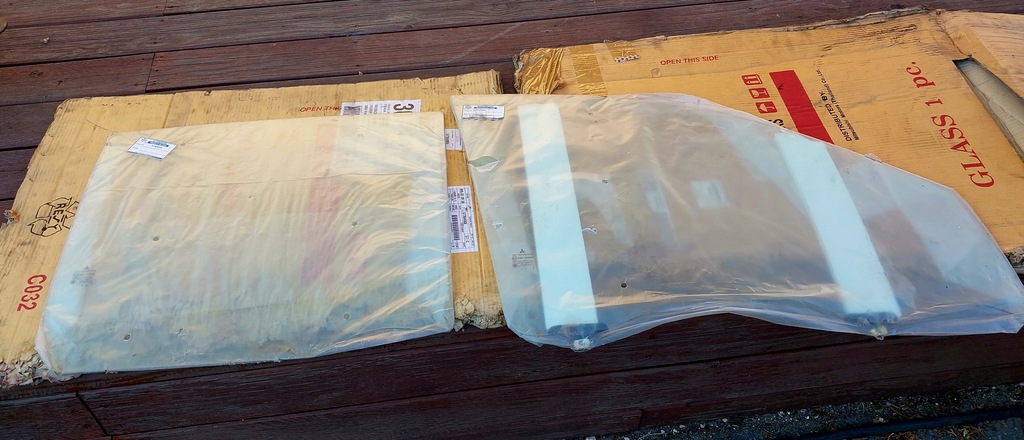 фото №1, Mitsubishi l200 05-15 rok стекло дверь правый задняя 43r-002086