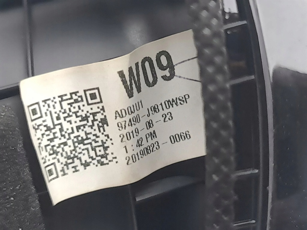 фото №9, Hyundai kona i 2019 левая сторона боковая решётка обдув панели приборной панели