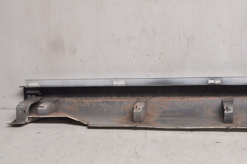 фото №10, Volvo xc60 i молдинг накладка порог правая