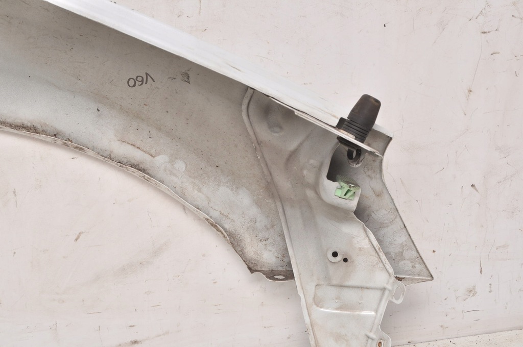 фото №11, Volvo s60 v60 10-13 крила лівий перед передній 614