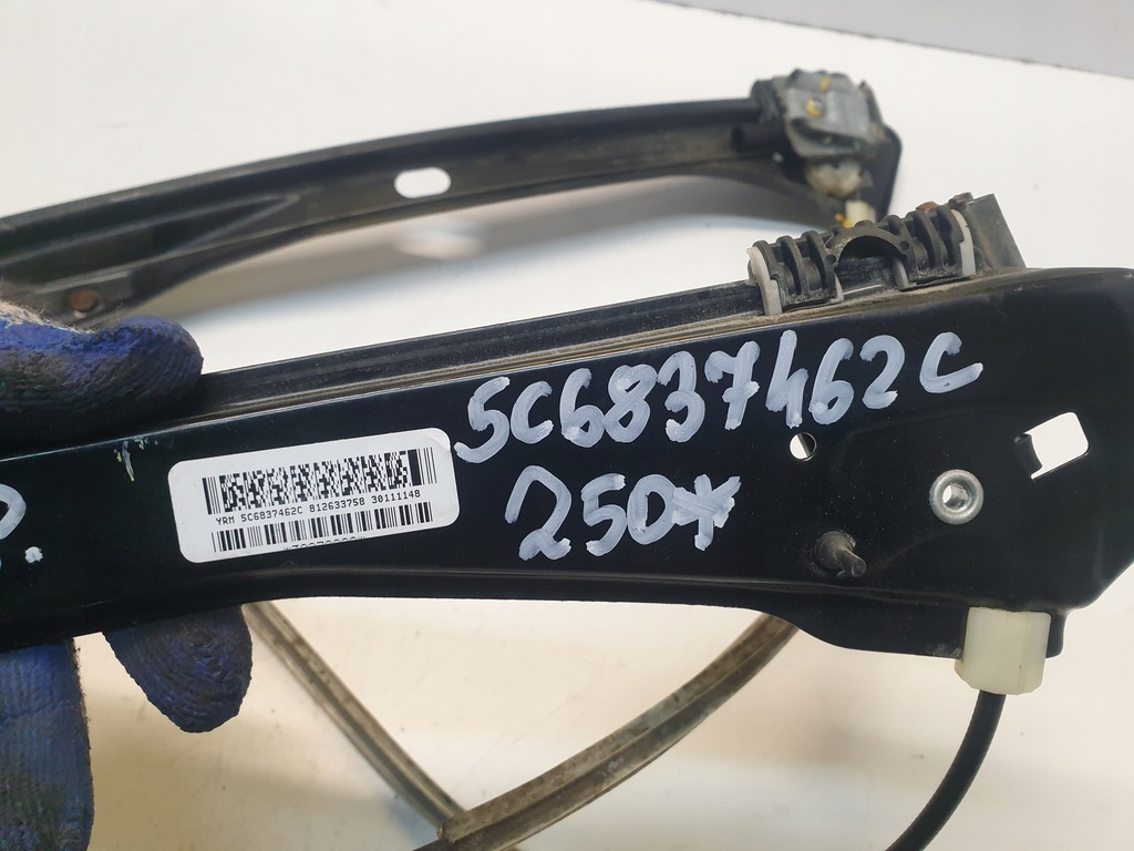 фото №5, Подъемник стекло передний правый перед правый vw jetta 5c6837462c