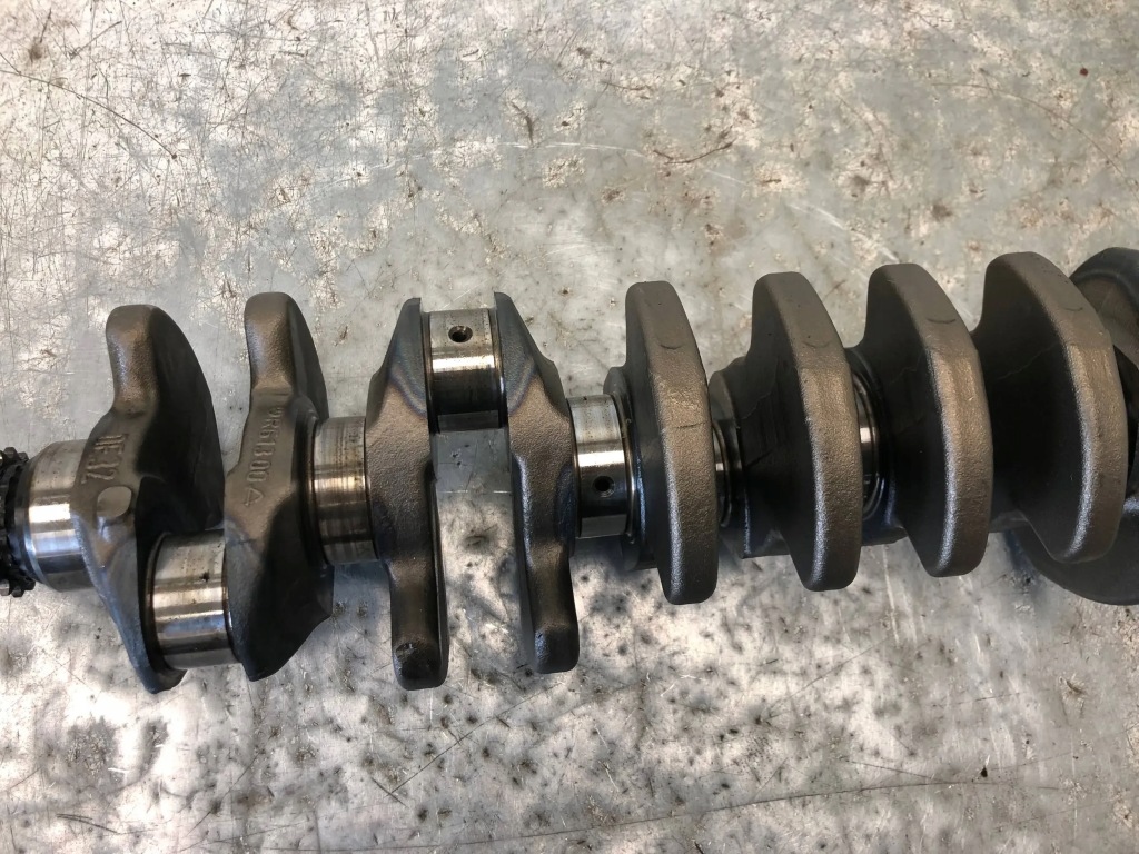 Wał коленчатый 3.2 cdi 648.961 mercedes w211 r61300a Доставка