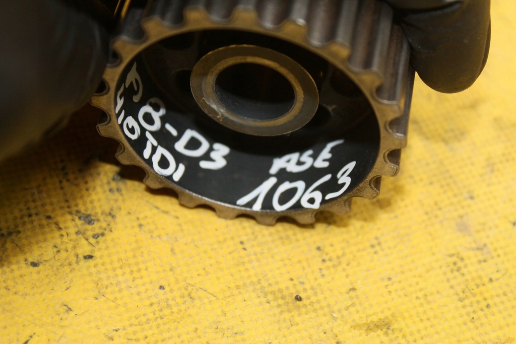 фото №6, Колесо зубчатое audi a8 d3 4.0tdi ase 057130111f