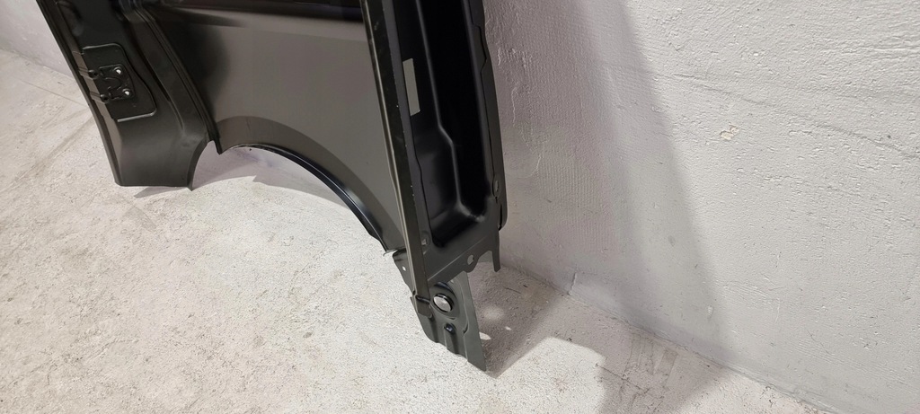 фото №16, Крыло правый задняя задний vw caddy 2k7 21-